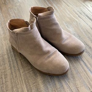 Steve Madden booties